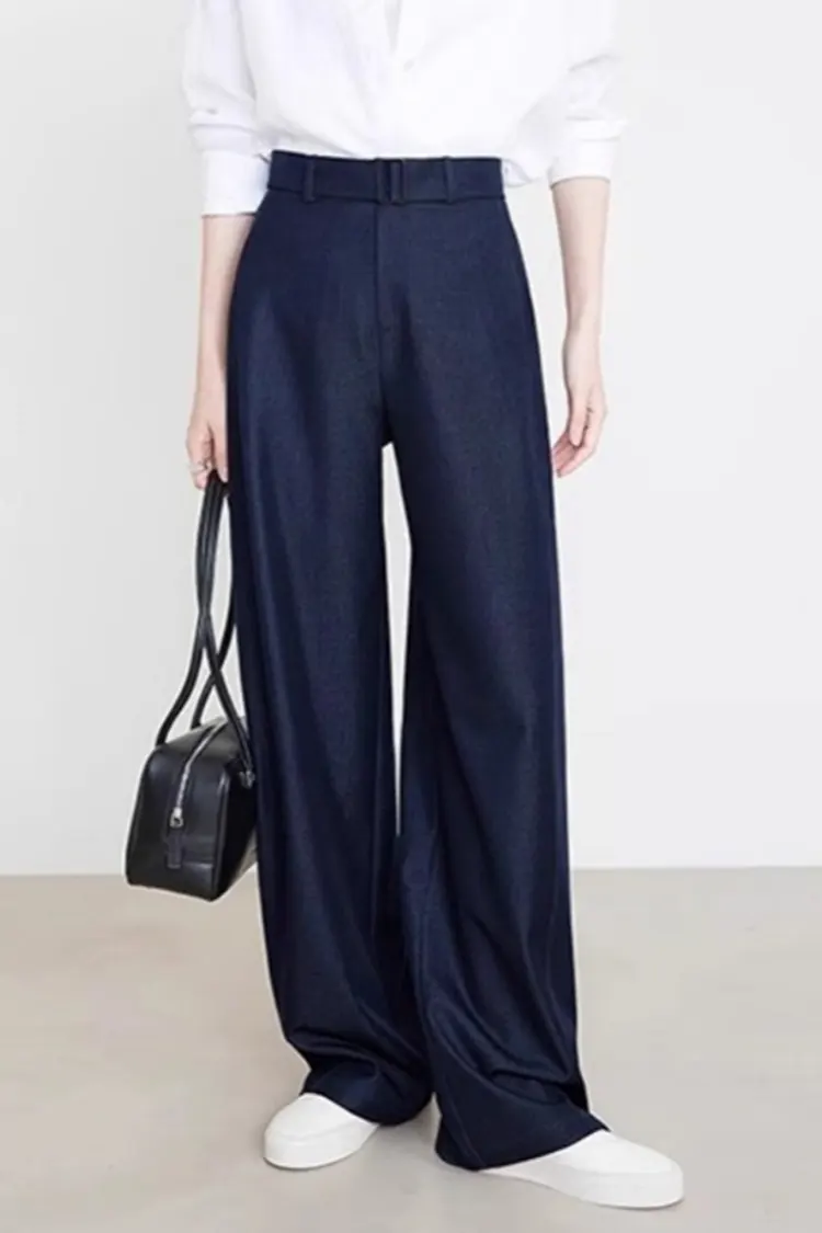 Quần tây ôm vừa vặn cho nữ